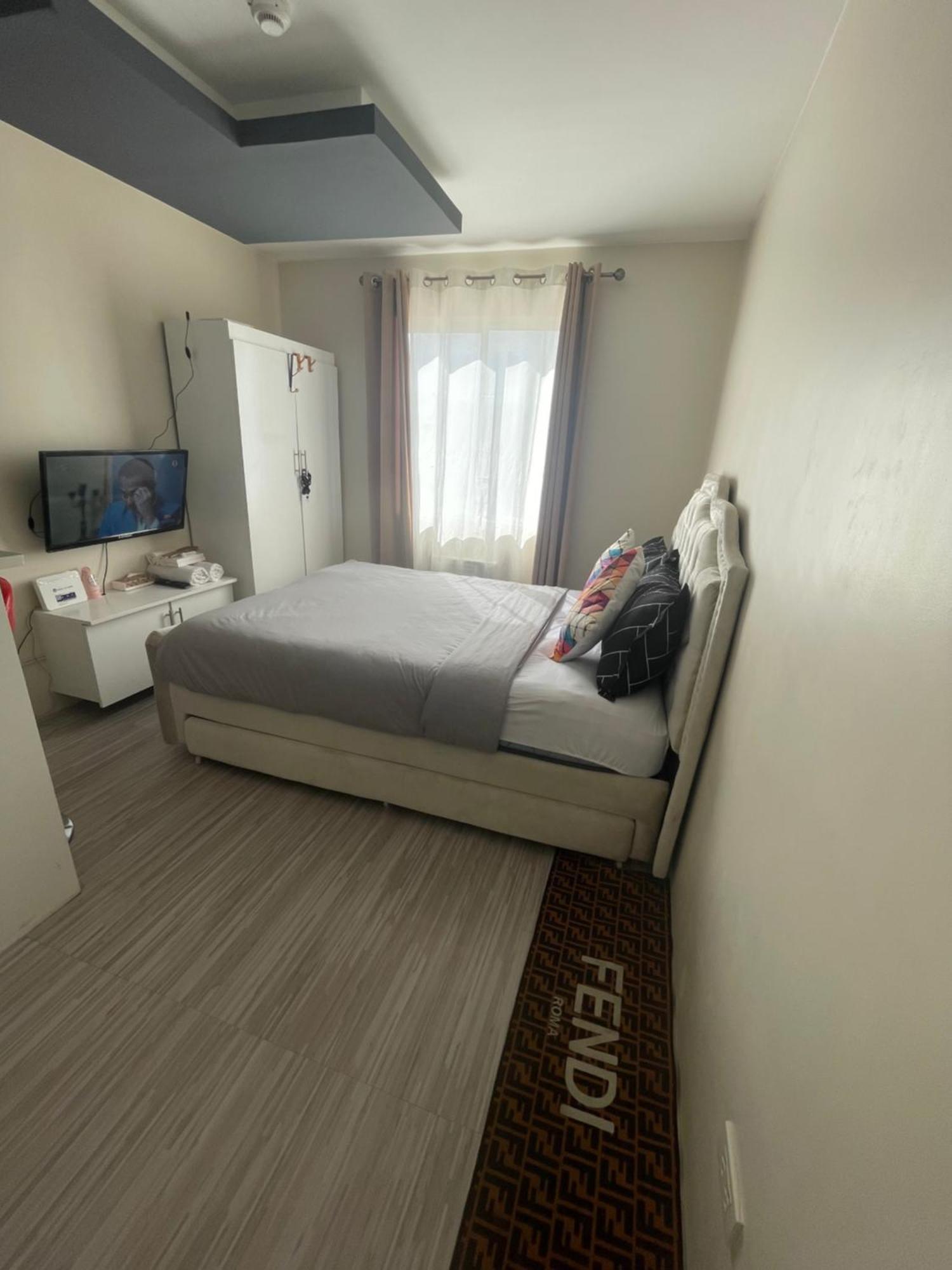 8 Spatial Condominium Davao Экстерьер фото